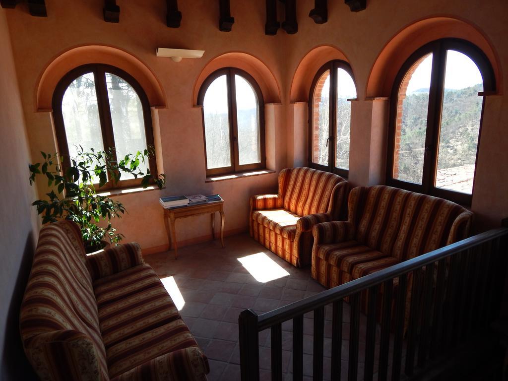 Castel Martino Villa Cortemilia Luaran gambar